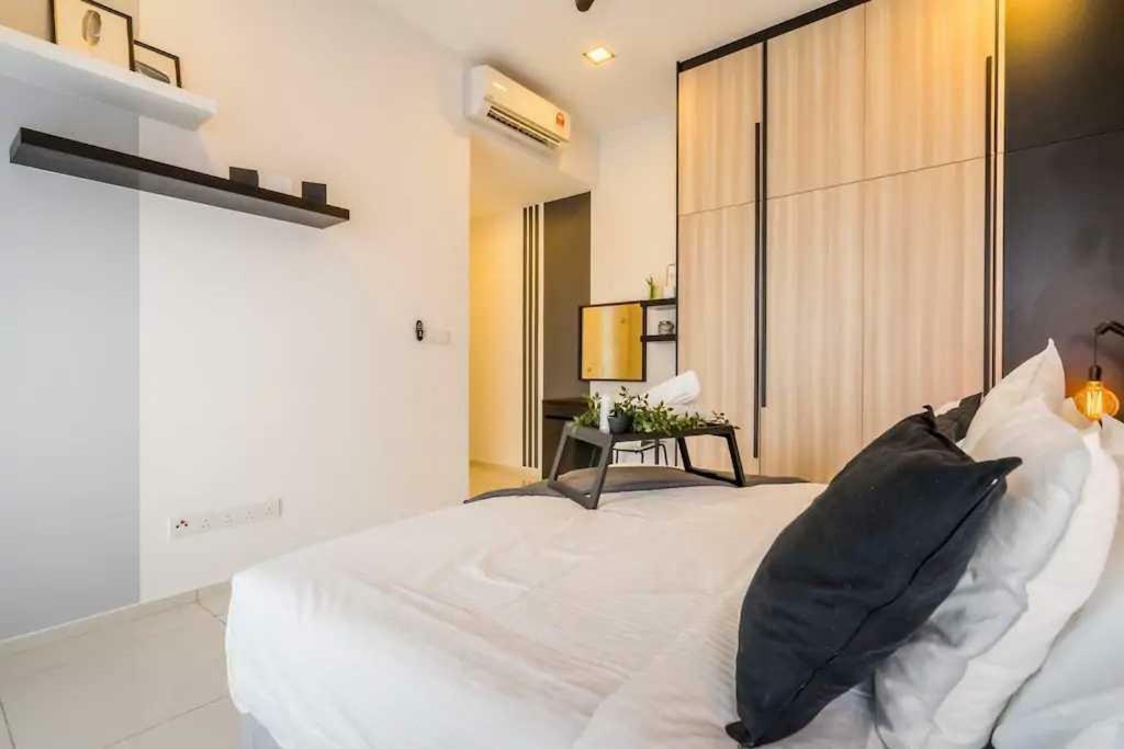 The Robertson Residences Kuala Lumpur Exterior photo